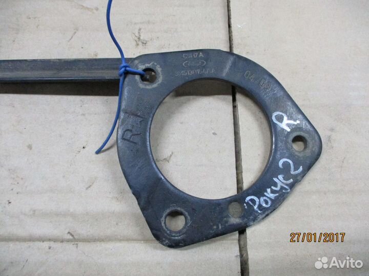 Кронштейн опоры амортизатора Форд Фокус 2 хэтчбек