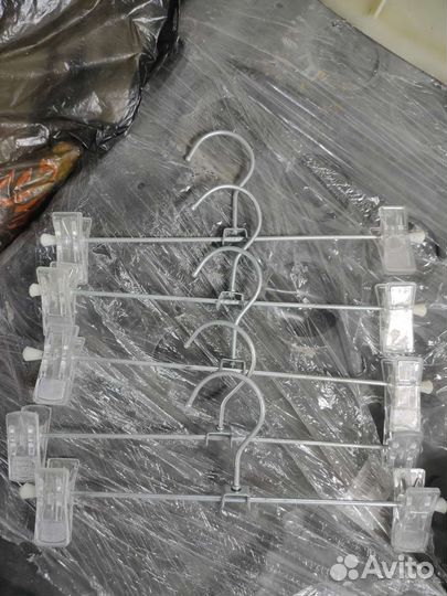 Вешалки плечики