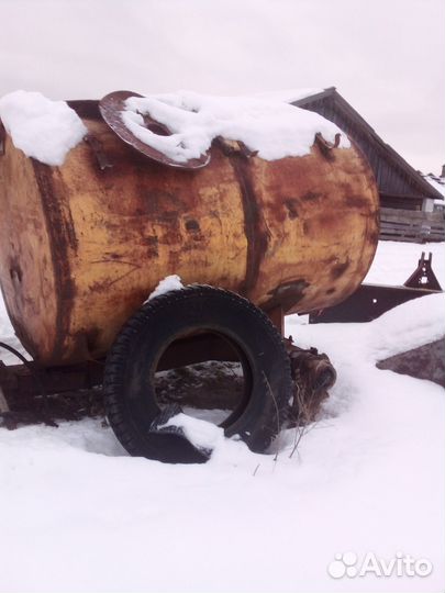 Бочка металлическая 3куба на раме