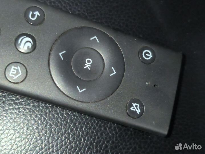 Пульт к телевизору Starwind
