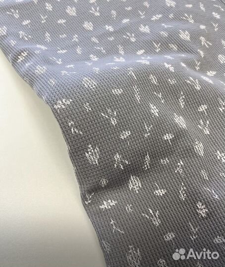 Трикотаж вафля отрез 6 м.п. серый с рисунком