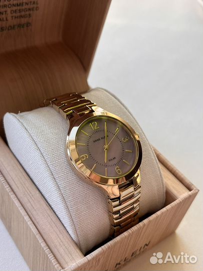 Часы anne klein