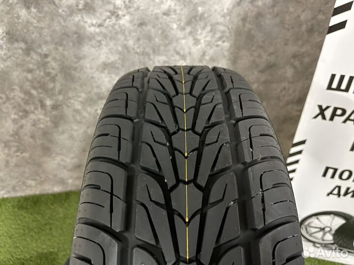 Nexen Roadian HP 265/35 R22 102V