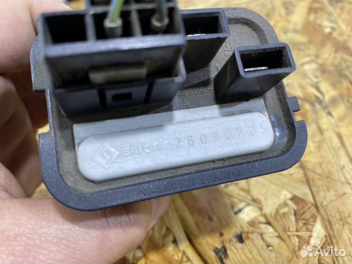 Резистор отопителя Опель Астра Н