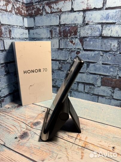 HONOR 70, 8/128 ГБ