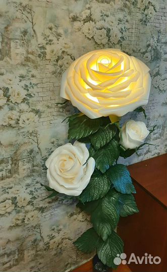 Ростовые цветы,светильники