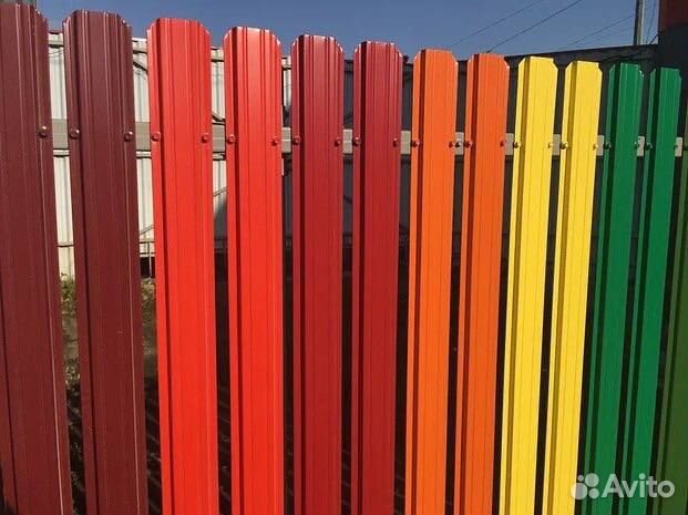 Забор из евроштакетника