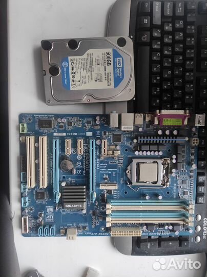 Материнская плата и жёсткий диск