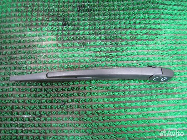 Поводок стеклоочистителя задний Suzuki SX4 2007