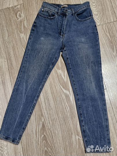 Джинсы