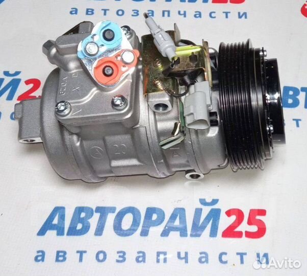 Компрессор кондиционера Toyota 2UZ 8832060681