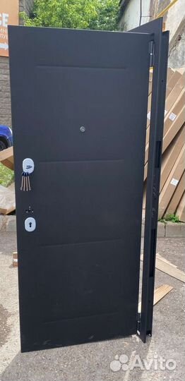 Дверь входная с бесплатной установкой