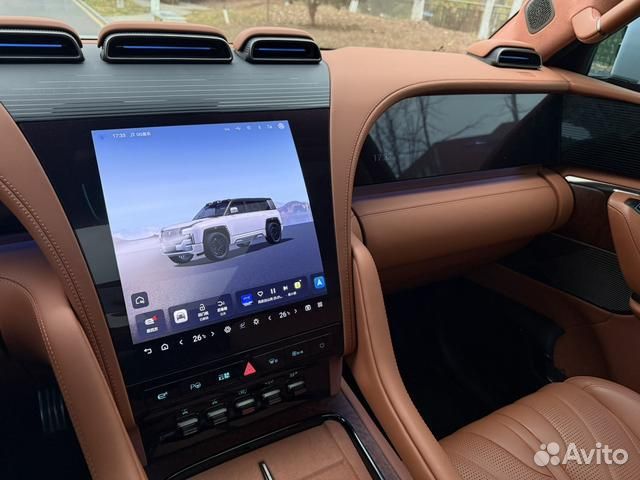 BYD Yangwang U8 2.0 AT, 2024, 550 км