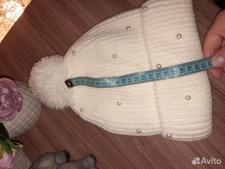 Шапка для девочки. Новая