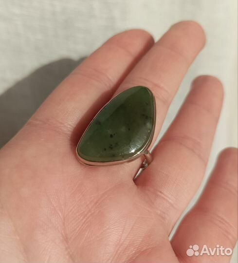 Нефрит натуральный Забайкальский