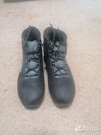 Лыжные ботинки 39 размер