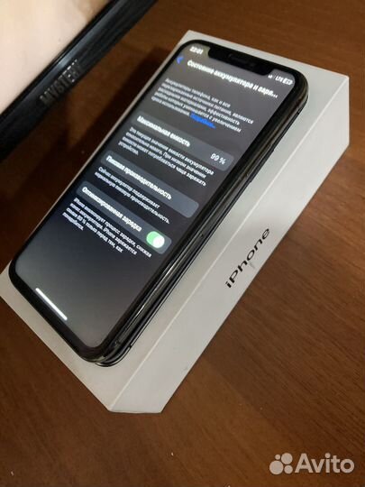 iPhone X, 64 ГБ