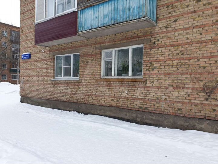 4-к. квартира, 61 м², 1/5 эт.