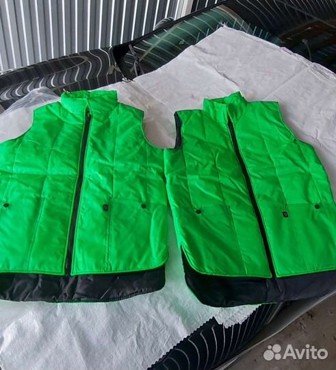 Жилет утеплённый универсальный