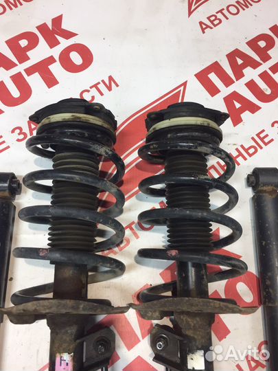 Стойки пружины Nissan X-Trail T31