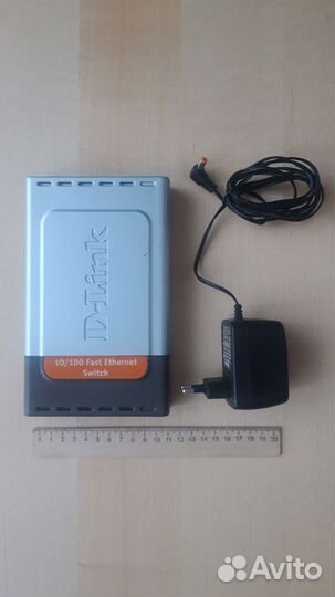 Коммутатор D-Link DES-1008D