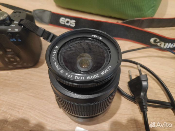 Фотоаппарат Canon EOS 2000D Kit EF-S 18-55mm