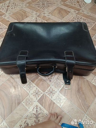 Чемодан из натуральной кожи