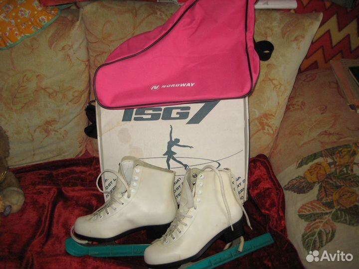 Коньки фигурные