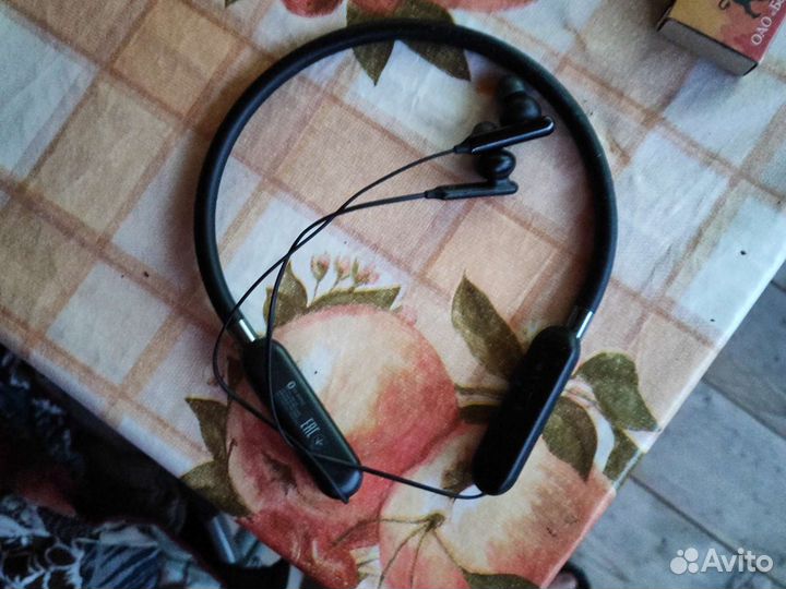 Беспроводные наушники