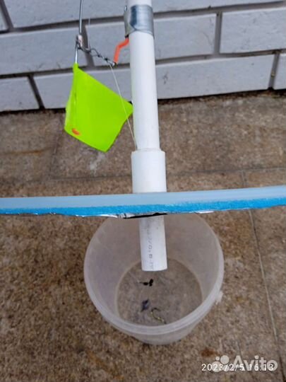 Удочка зимняя самоподсикайка