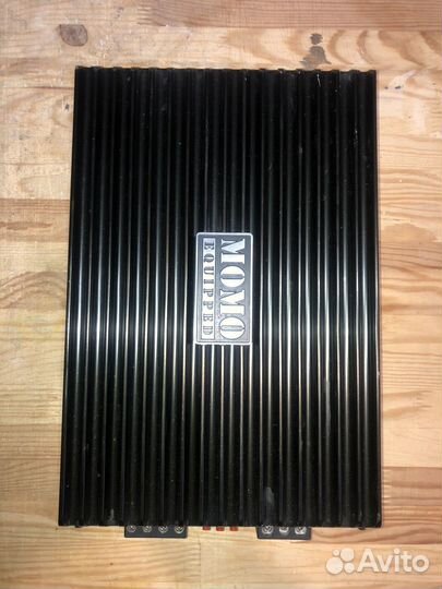 Усилитель momo1.1000 ACV Hertz4.80