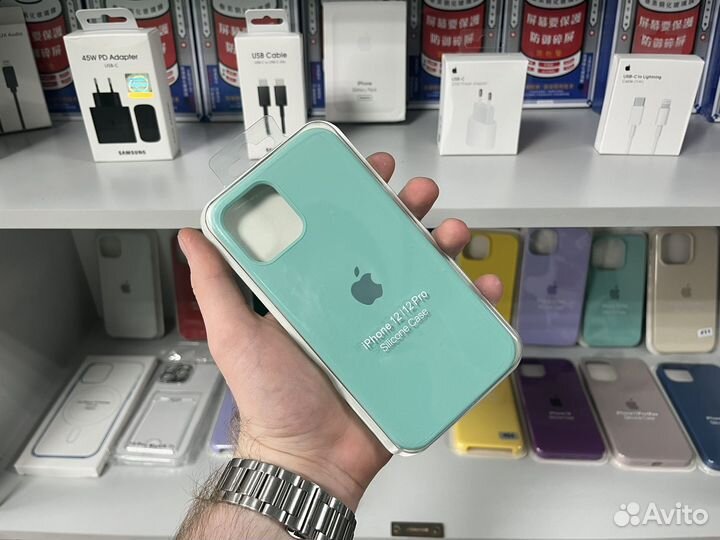 Силиконовый чехол на iPhone (разные модели)