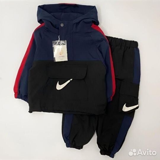 Спортивный костюм Nike 120 (5-6 лет)