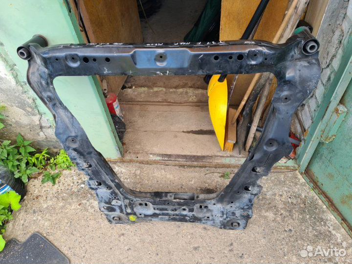 Подрамник передний Nissan X-Trail T31 MR 20 2008