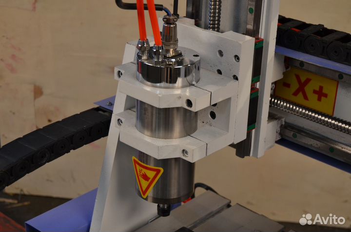 Фрезерный станок с чпу 400x400