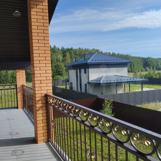 Дом 177 м² на участке 6 сот.