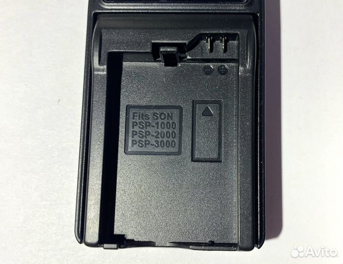 Зрарядное для Sony PSP. С индикатором зарядки