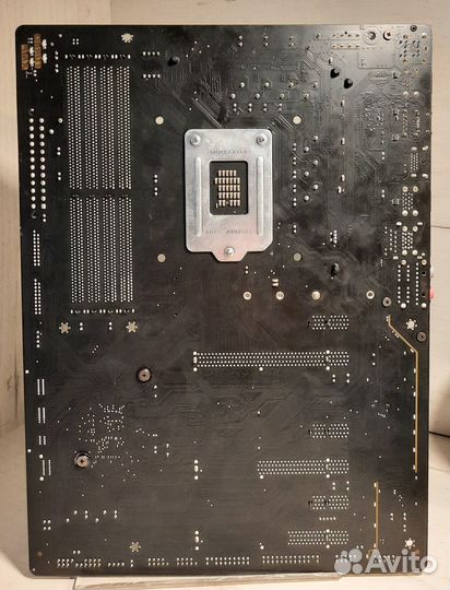 1151 v2 Gigabyte GA-Z270X-UD3 отправлю