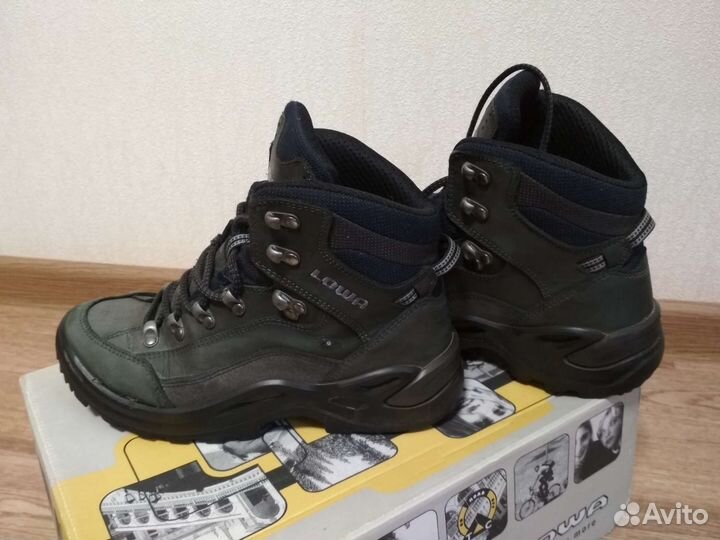 Ботинки Lowa Renegade 38