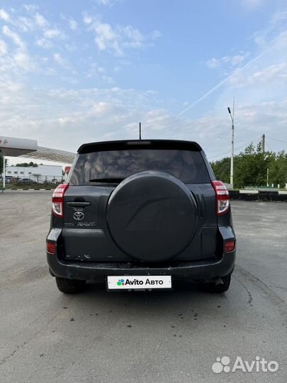 Toyota RAV4 2.0 CVT, 2011, битый, 200 000 км