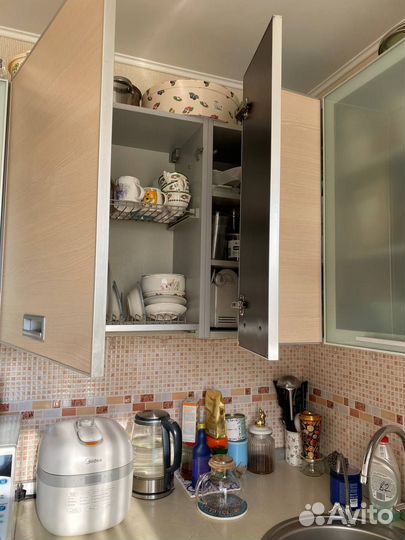 Кухня угловая бу 6 м2