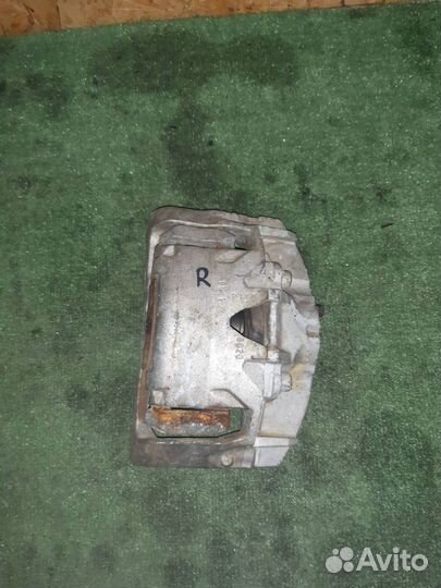 Volvo S80 XC70 S60 Суппорт передний правый