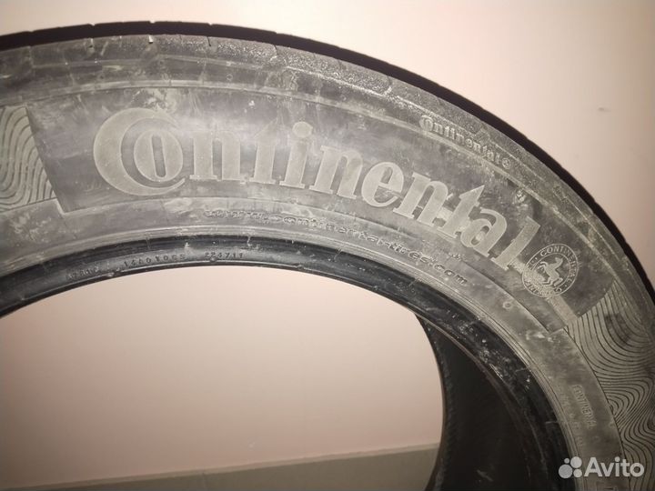 Continental ContiProContact 215/55 R17 94