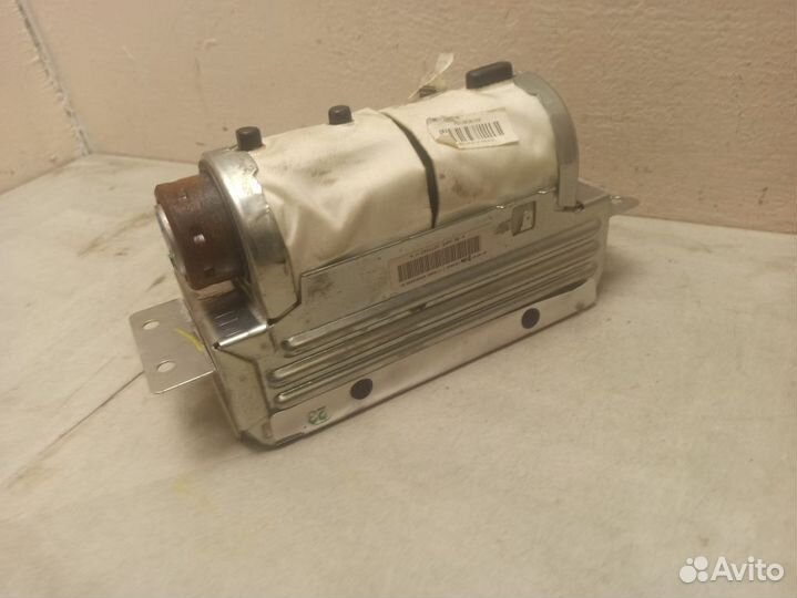 Подушка безопасности в торпеду