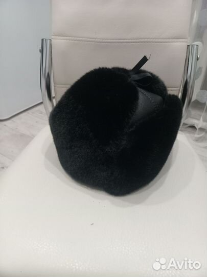 Меховая мужская шапка