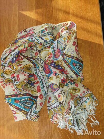 Шарфы и палантины