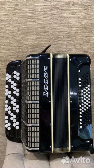 Баян Дебют 5 рядный 1981 г