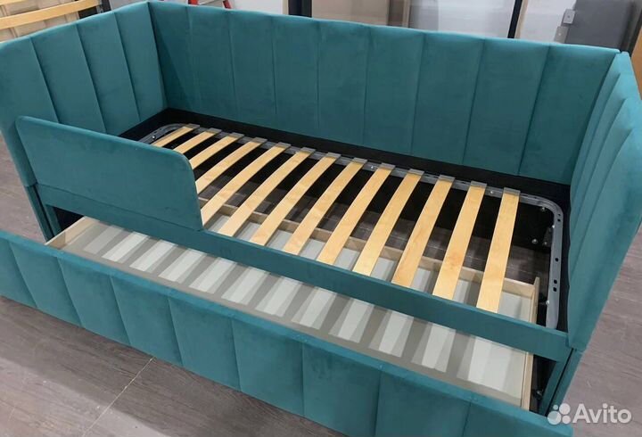 Детская кровать 90х180