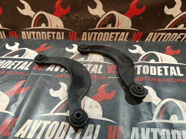 Рычаги поперечные серпы задние Ford Focus 1 MK1