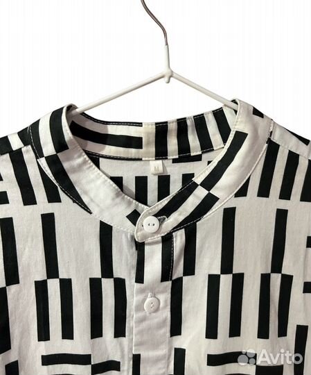 Рубашка белая с принтом